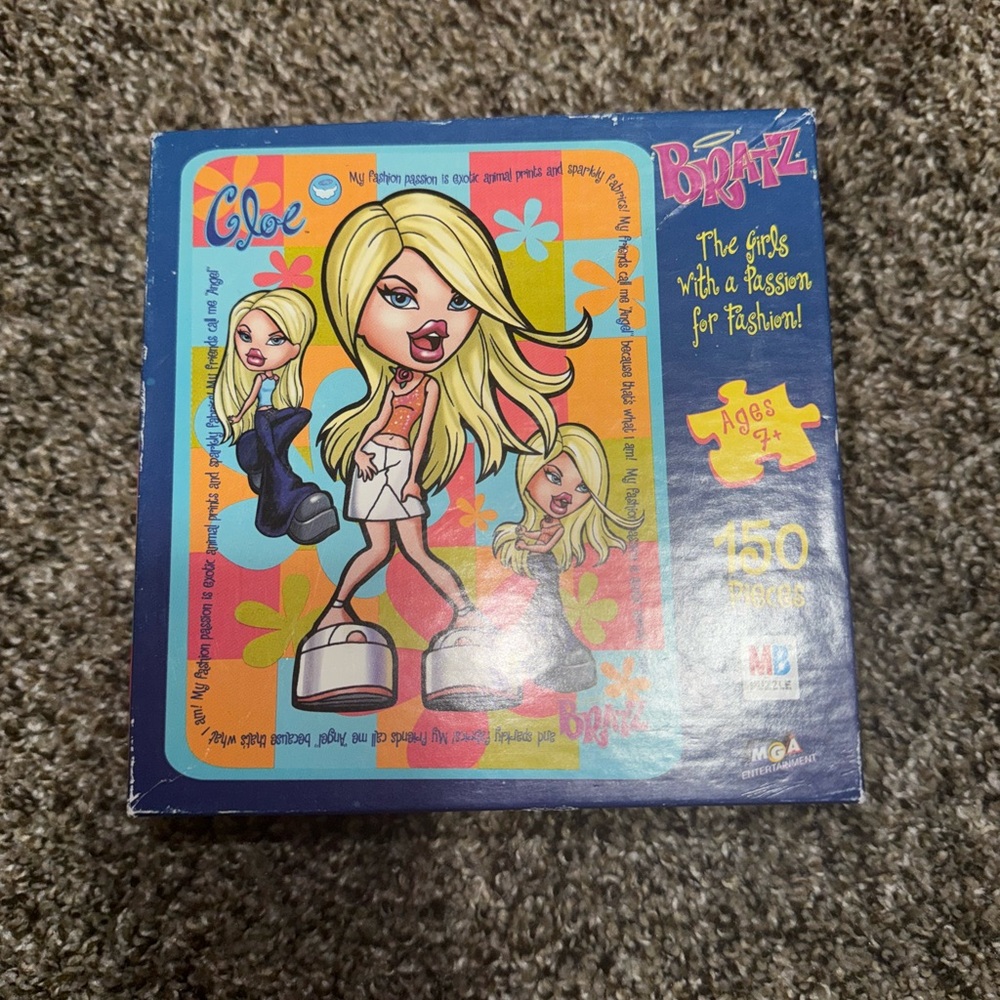 150-Piece Puzzle‎ - Colorful Fashion Fun